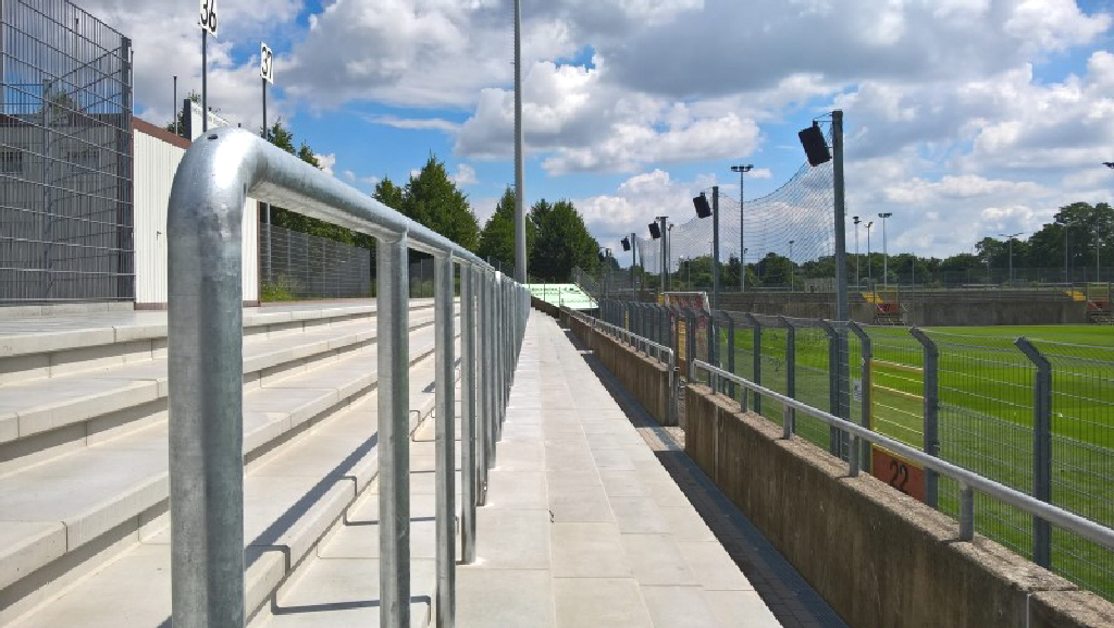 aktuelles 2017.07 Nordtrib�ne Paul-Janes-Stadion