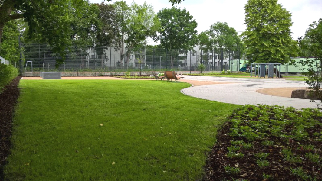 aktuelles 2018.07 Pausenhof Erich Kstner Realschule