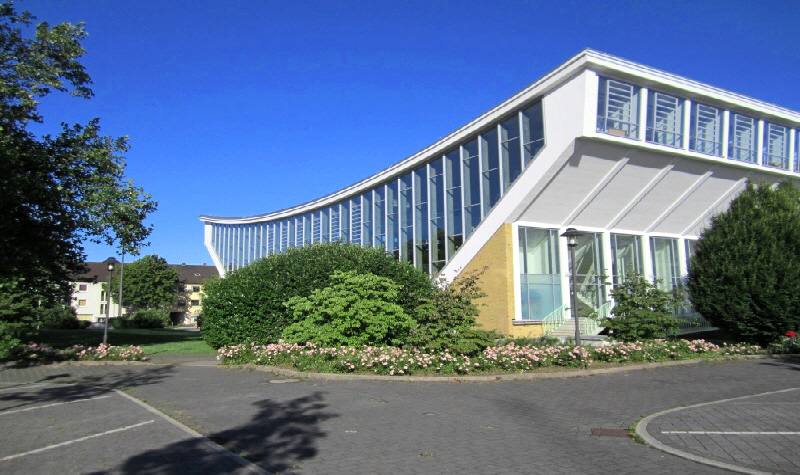 aktuelles 2013.07 - Schwimmoper Wuppertal, Feuerwehrzufahrt