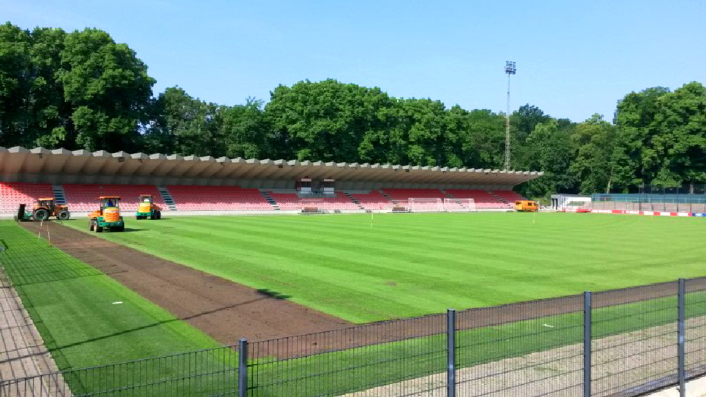 aktuelles 2016 Baubeginn im Franz-Kremer-Stadion